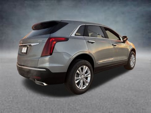 New 2026 Cadillac XT5 Luxury w/ LPO, Floor Liner Package image 9
