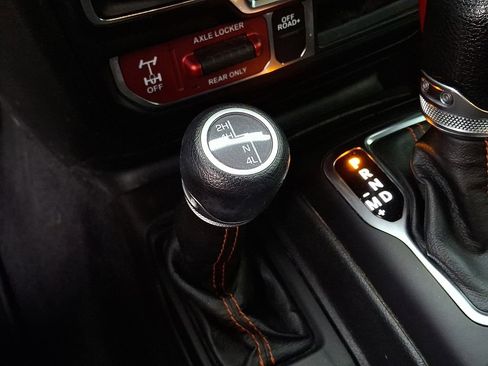 Used 2021 Jeep Gladiator Mojave image 22