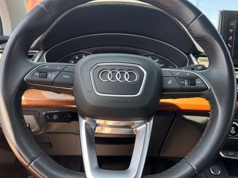 Used 2023 Audi Q5 2.0T Premium w/ Convenience Package AWD/4WD image 17