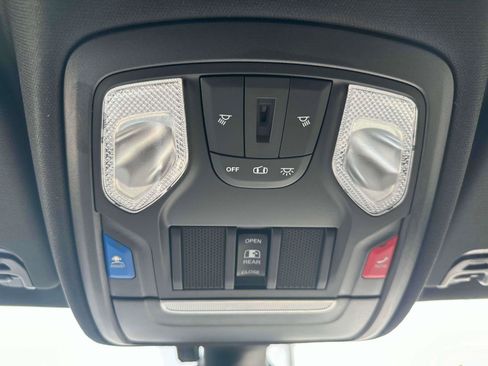 Used 2022 RAM 1500 Big Horn image 30