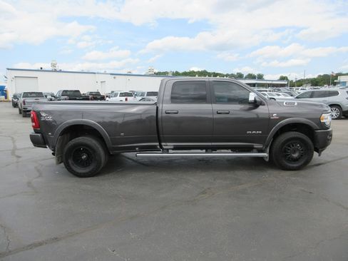 Used 2021 RAM 3500 Laramie AWD/4WD image 4