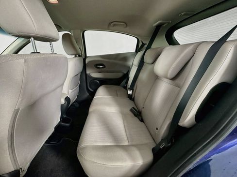 Used 2016 Honda HR-V LX image 27