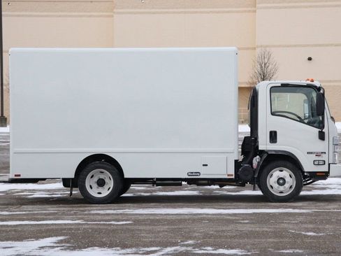 New 2024 Isuzu NPR image 8