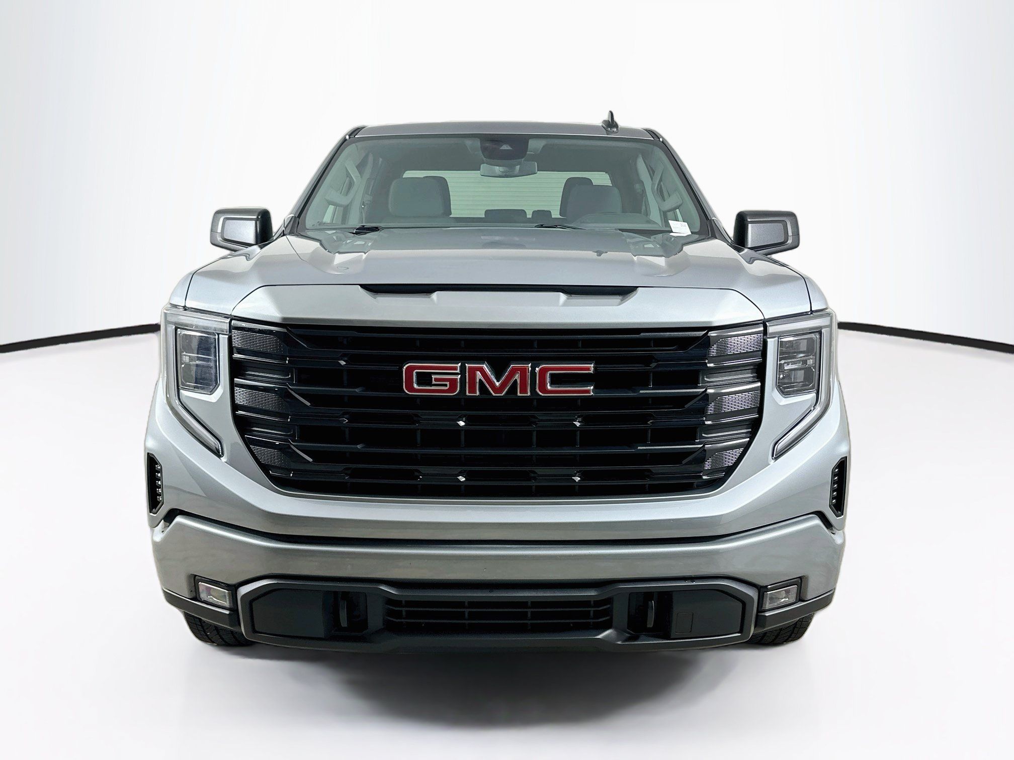 Used 2024 GMC Sierra 1500 Elevation AWD/4WD image 2