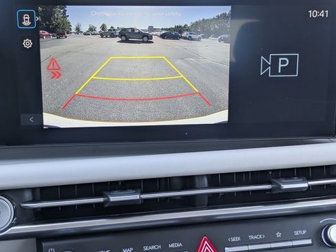 Used 2025 Hyundai Tucson SE image 25