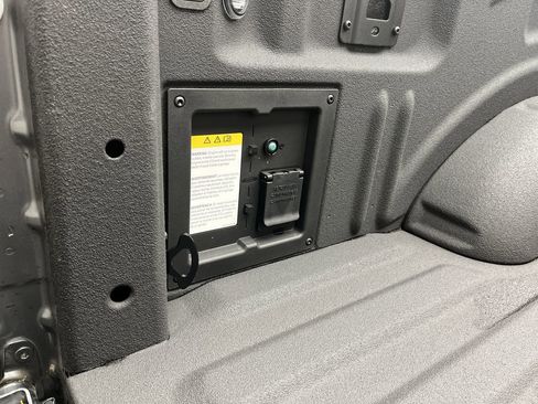 New 2025 Ford F150 XLT w/ Equipment Group 302A MID image 31