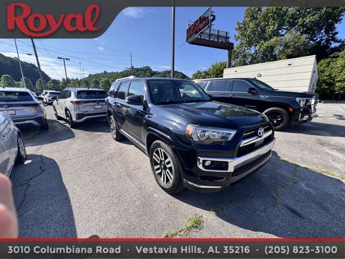 Used 2021 Toyota 4Runner Limited RWD image 1