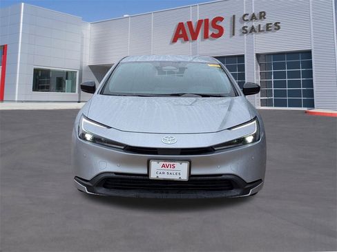 Used 2025 Toyota Prius LE image 10