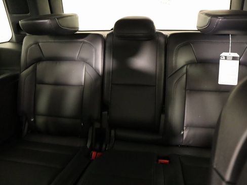 New 2025 Lincoln Navigator Reserve w/ Jet Appearance Package image 13