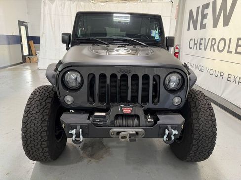Used 2017 Jeep Wrangler Unlimited Sport w/ Quick Order Package 24S AWD/4WD image 23