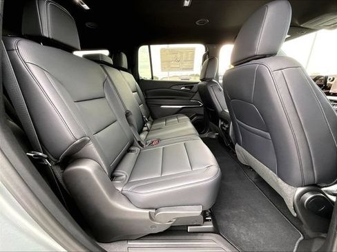 New 2027 Chevrolet Traverse LT w/ Driver Confidence Package AWD/4WD image 26
