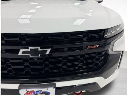 Certified 2023 Chevrolet Tahoe Z71 w/ Luxury Package image 35