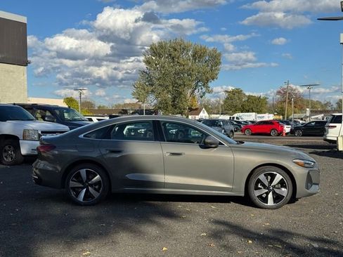 New 2025 Audi A5 2.0T Premium image 9