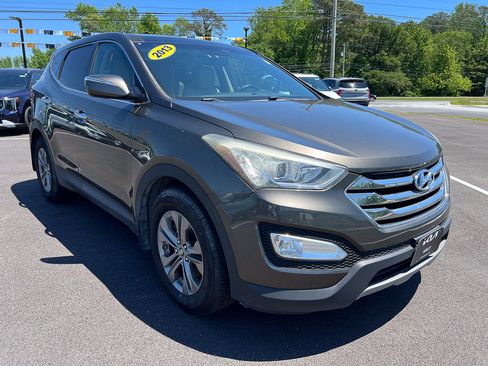 Used 2013 Hyundai Santa Fe Sport w/ Technology Pkg AWD/4WD image 10