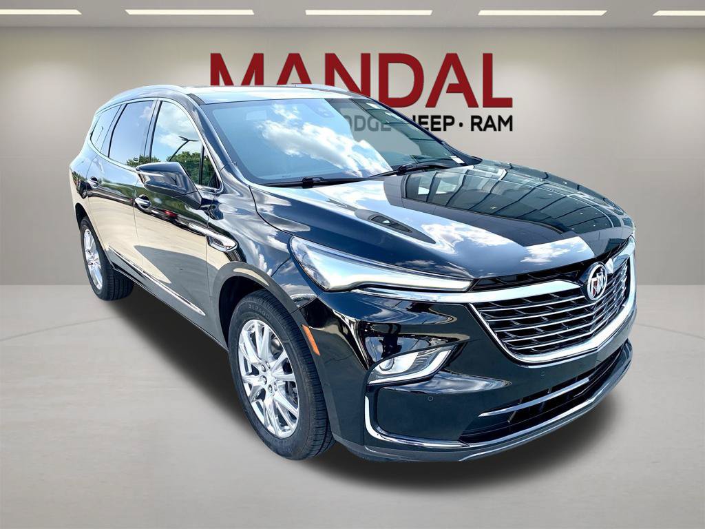 Used 2022 Buick Enclave Premium w/ Experience Buick Package FWD image 5