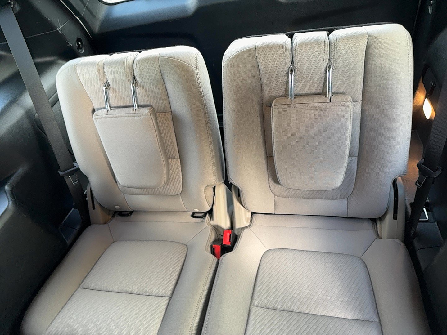 Used 2018 Ford Explorer 4WD image 12
