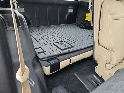 Used 2023 Toyota 4Runner Limited image 15