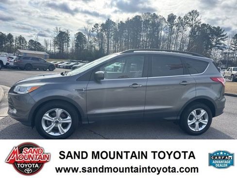 Used 2014 Ford Escape SE w/ Equipment Group 201A image 6