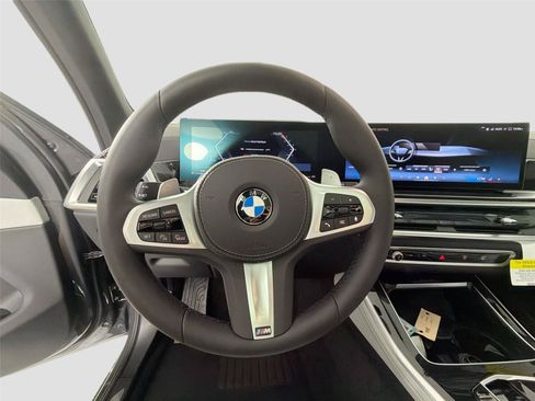 New 2026 BMW X5 xDrive40i w/ M Sport Package AWD/4WD image 11