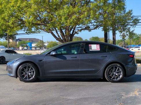 Used 2021 Tesla Model 3 Standard Range Plus image 9