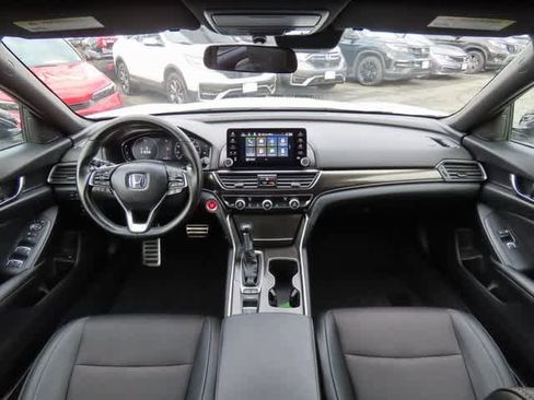 Used 2022 Honda Accord Sport image 17