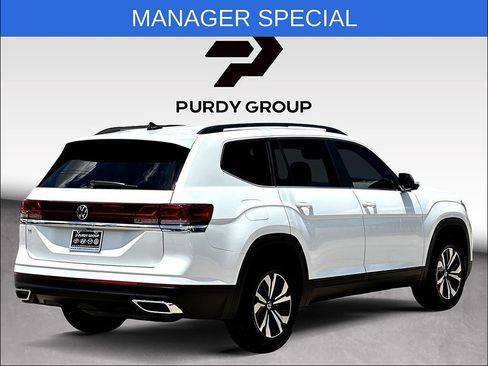 Certified 2026 Volkswagen Atlas SE FWD image 8