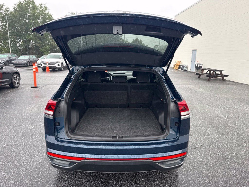 Used 2021 Volkswagen Atlas Cross Sport S FWD image 10