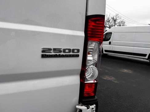 Used 2023 RAM ProMaster 2500 image 52