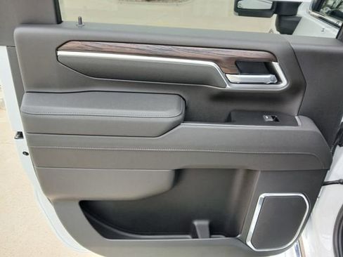 New 2026 GMC Sierra 2500 SLT w/ SLT Premium Package AWD/4WD image 21