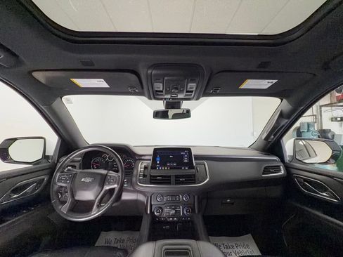 Used 2021 Chevrolet Tahoe RST w/ Luxury Package AWD/4WD image 11