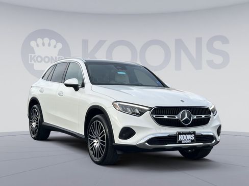 Used 2024 Mercedes-Benz GLC 300 4MATIC image 10