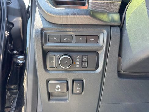 Used 2022 Ford F150 Platinum w/ Equipment Group 701A High AWD/4WD image 34