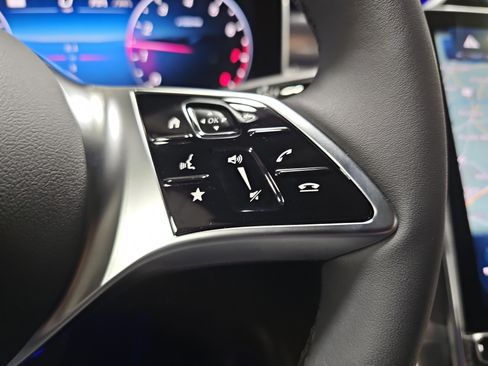 New 2026 Mercedes-Benz GLC 300 4MATIC image 19