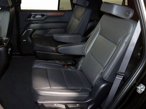 Used 2025 GMC Yukon Denali image 13