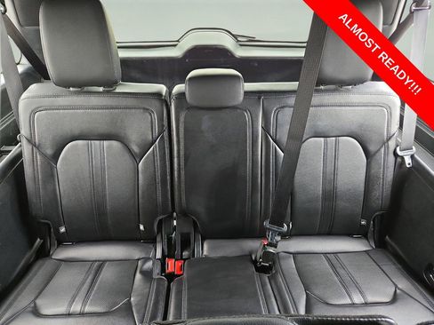 Used 2020 Ford Expedition Max Limited RWD image 12