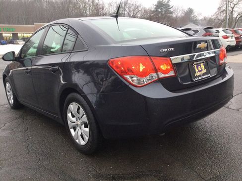 Used 2014 Chevrolet Cruze LS image 7