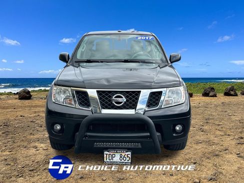 Used 2017 Nissan Frontier SV w/ SV Value Truck Package RWD image 11