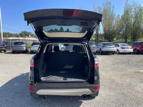Used 2017 Ford Escape SE AWD/4WD image 26