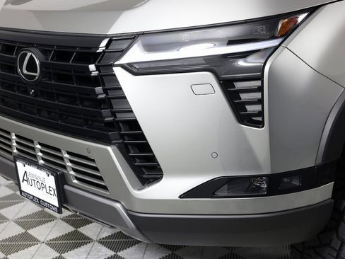 Used 2025 Lexus GX 550 image 49