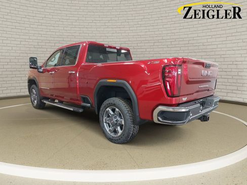 New 2026 GMC Sierra 3500 SLT w/ SLT Premium Package image 7