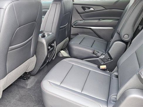 New 2026 Chevrolet Traverse Z71 w/ Driver Confidence Package AWD/4WD image 16