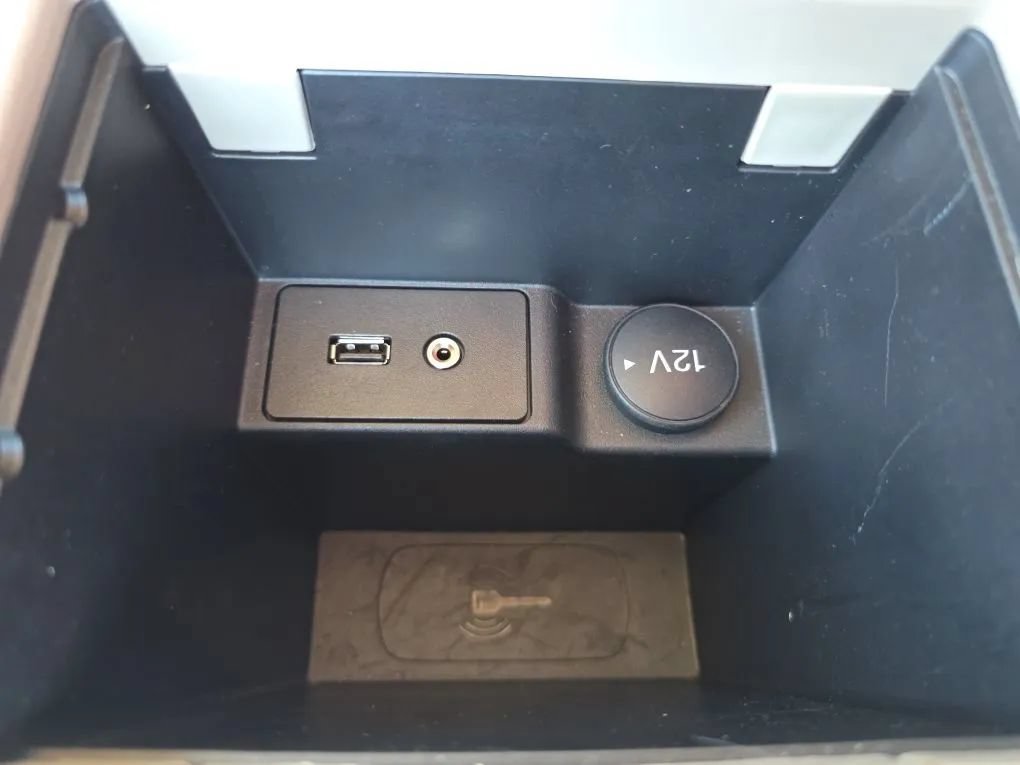 Used 2015 Ford Focus SE FWD image 25