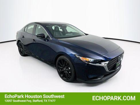 Used 2025 MAZDA MAZDA3 s FWD image 1