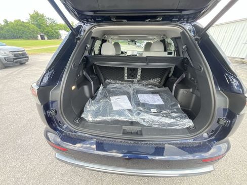 Used 2025 Mitsubishi Outlander SE image 24