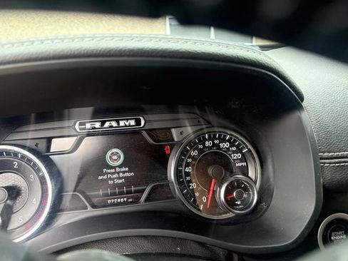 Used 2020 RAM 2500 Laramie AWD/4WD image 10