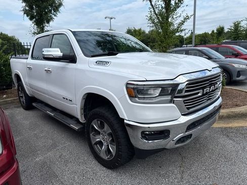 Used 2022 RAM 1500 Laramie AWD/4WD image 2