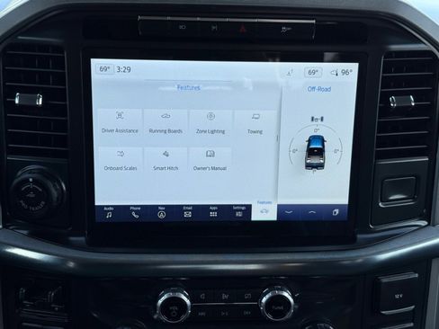 Used 2022 Ford F150 Limited image 29