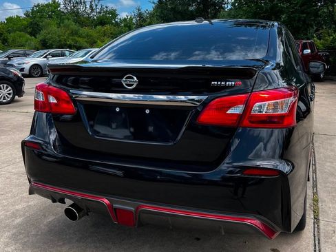 Used 2018 Nissan Sentra NISMO FWD image 7