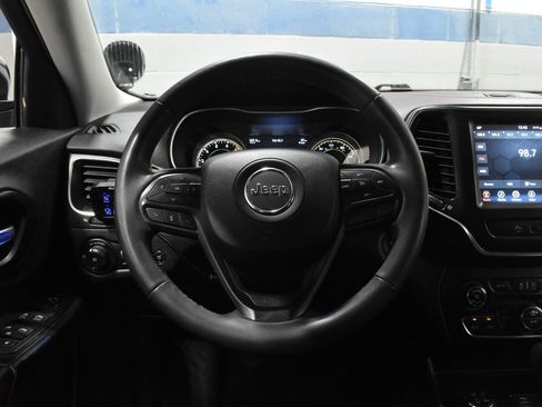 Used 2022 Jeep Cherokee Trailhawk AWD/4WD image 8