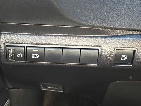 Used 2023 Toyota Corolla LE FWD image 24
